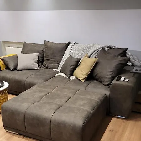 Modern Loft Near I Free Parking I Wifi *