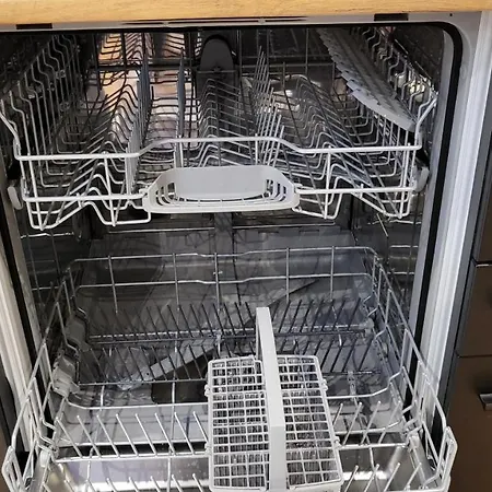 Modern Loft Near I Free Parking I Wifi *