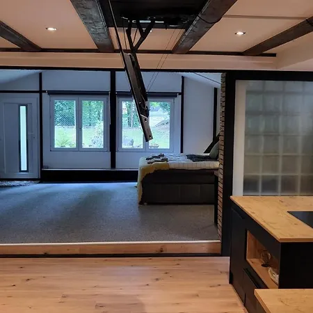 Modern Loft Near I Free Parking I Wifi * Μπόχουμ