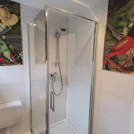 Apartment Modern Loft Near I Free Parking I Wifi *