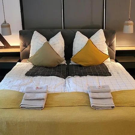 Modern Loft Near I Free Parking I Wifi Apartment Bochum
