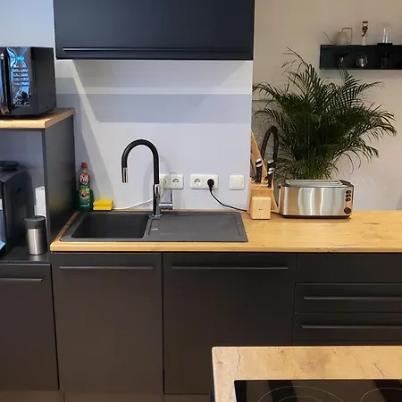 Apartment Modern Loft Near I Free Parking I Wifi *