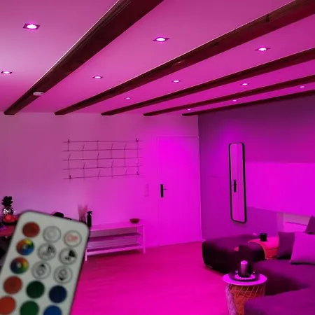 Apartment Modern Loft Near I Free Parking I Wifi *