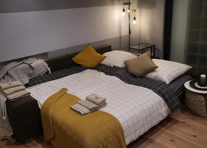 Modern Loft Near I Free Parking I Wifi * Bochum