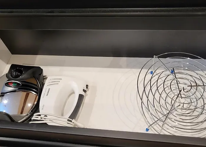 Modern Loft Near I Free Parking I Wifi Appartamento