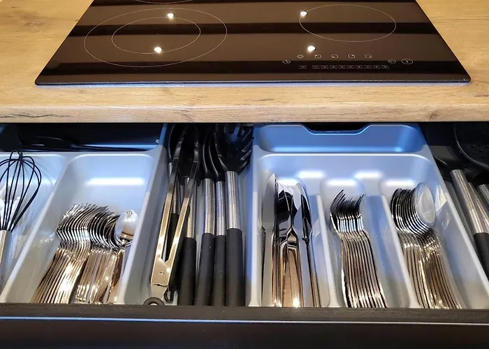 Modern Loft Near I Free Parking I Wifi * 보훔