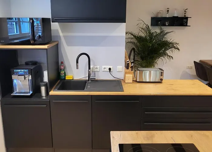 아파트 Modern Loft Near I Free Parking I Wifi *