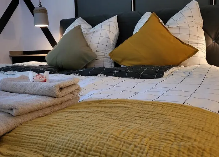 Modern Loft Near I Free Parking I Wifi 보훔